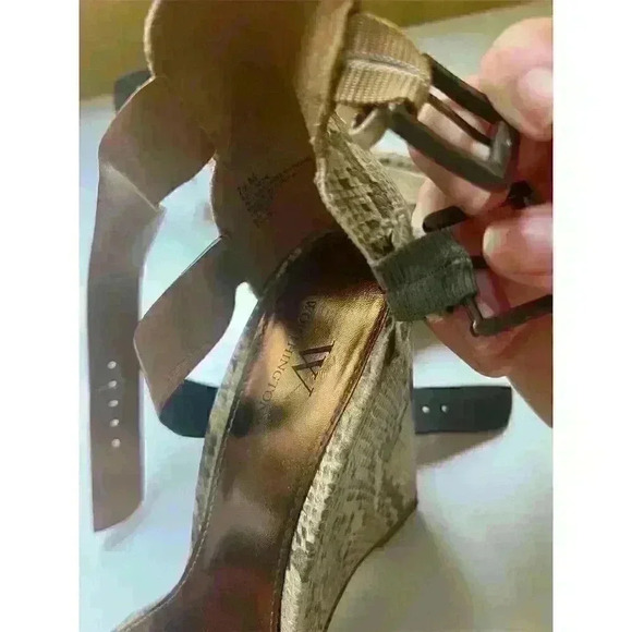 Worthington Vinny Wedge Heel Sandals Women’s Size 7.5M Multicolor Snakeskin - Picture 3 of 10